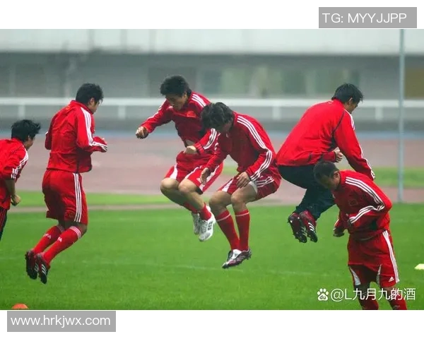 足球明星在关键时刻踢丢点球引发球迷热议赛场失误成焦点